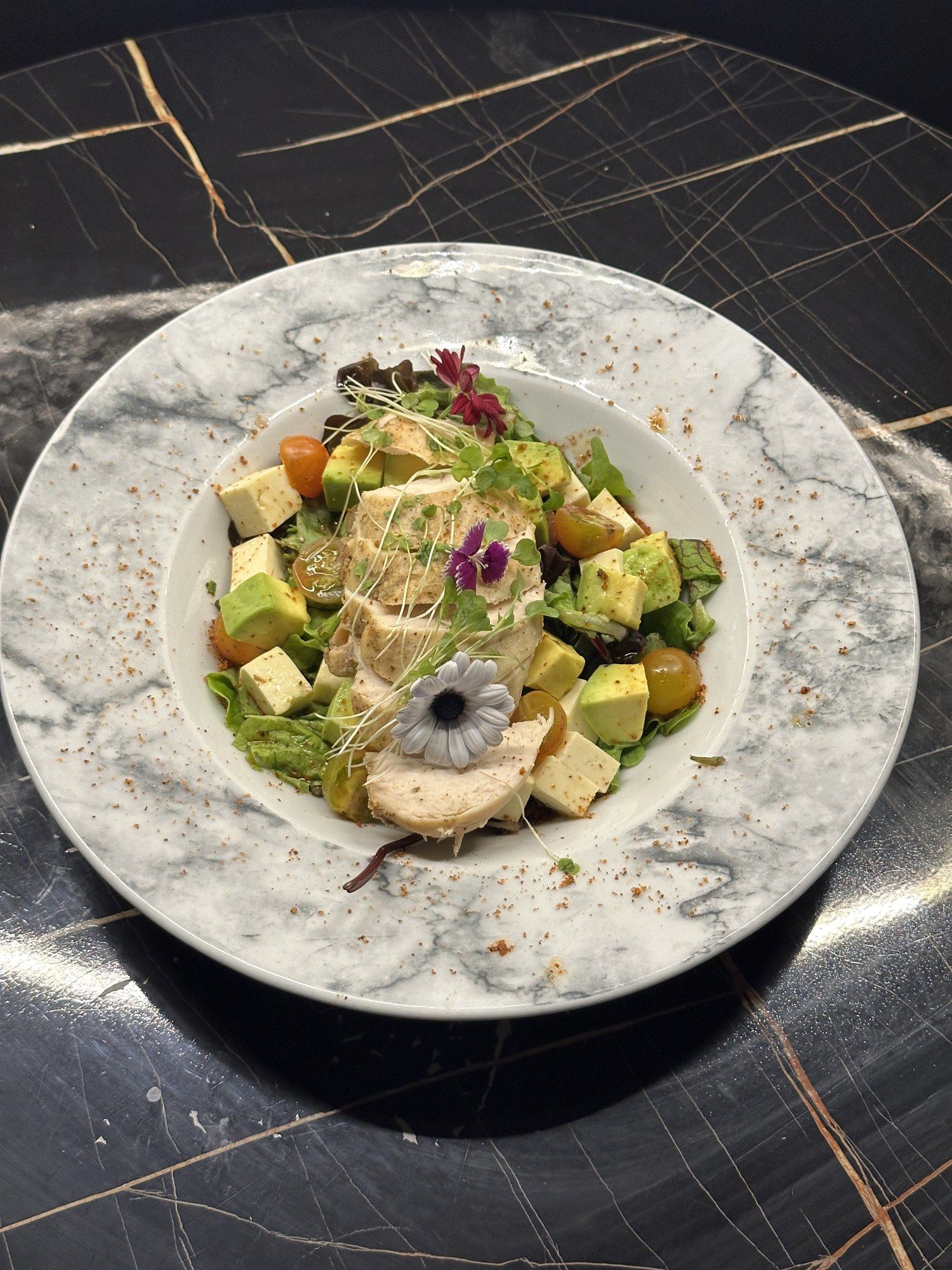 Madre Monte, ensaladas de Almonte Restobar