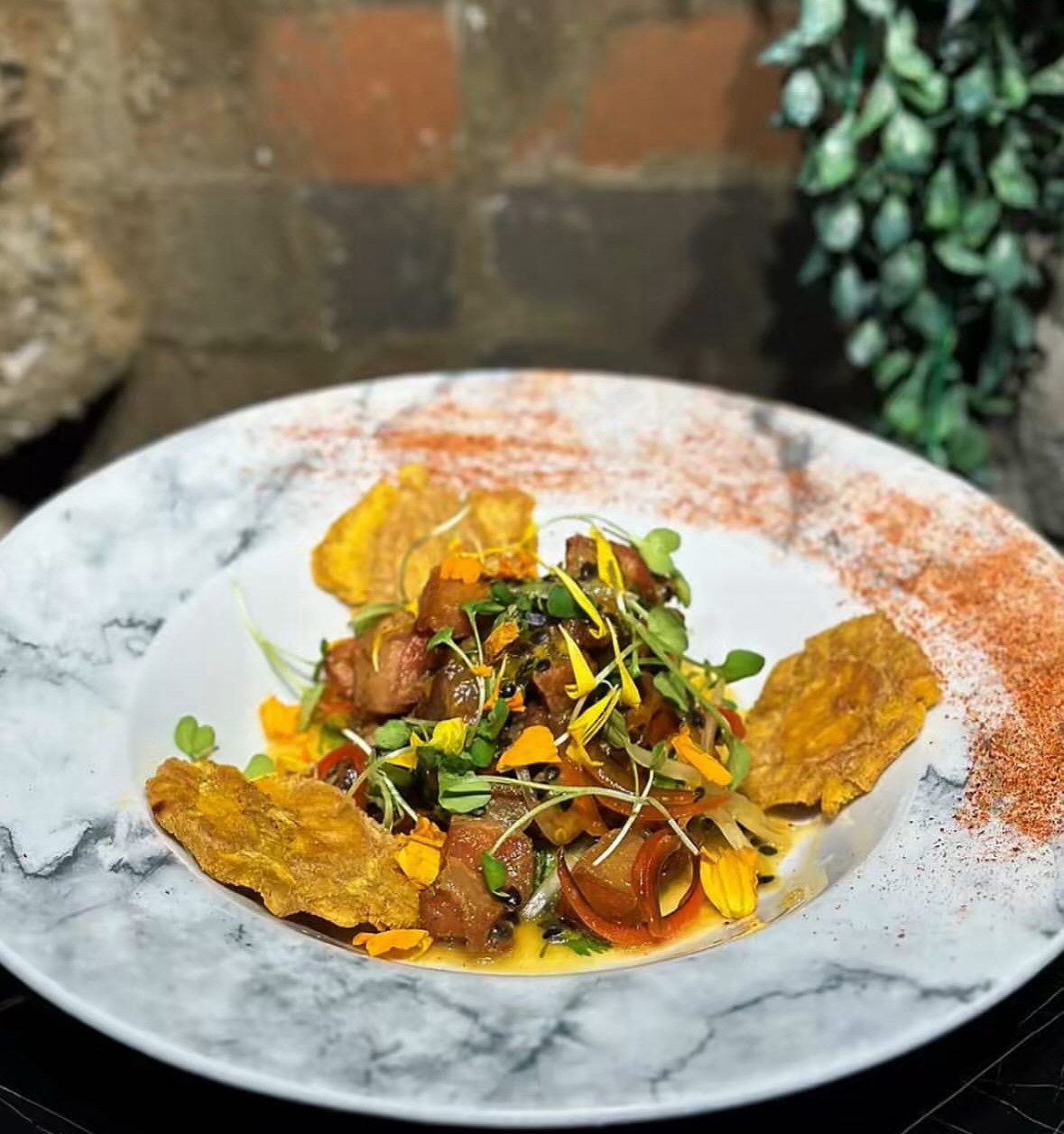 Porky Acevichado, entradas de Almonte Restobar