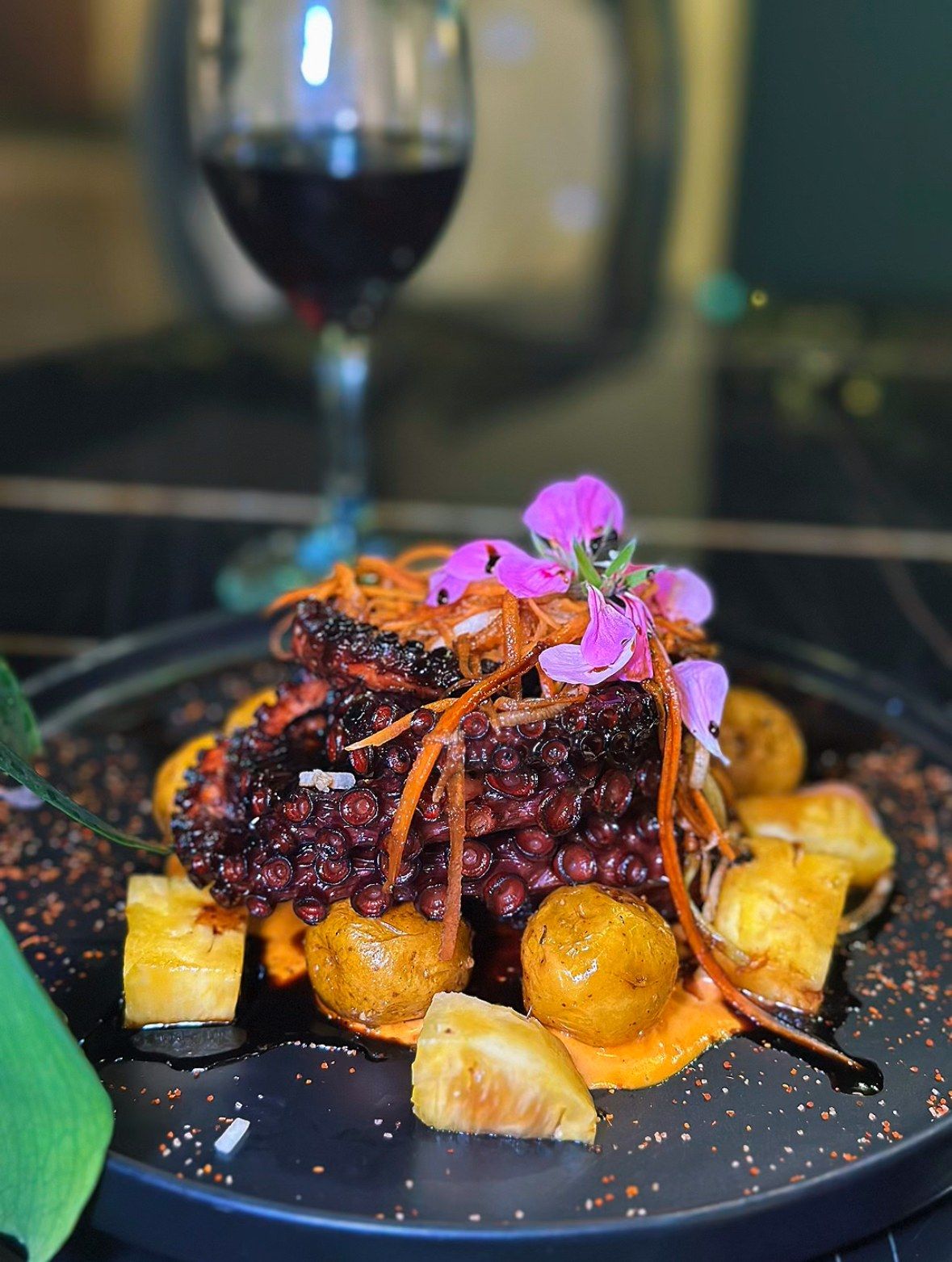 Tentáculos Montunos, plato de Almonte Restobar